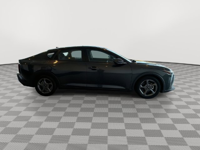 2025 Kia K4 LXS - Photo 13