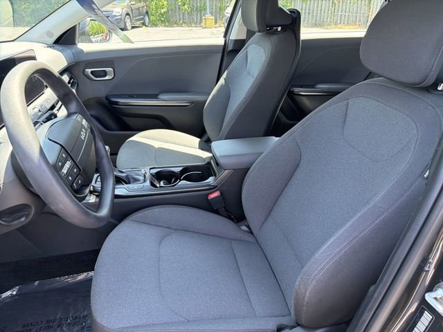 2025 Kia K4 LXS - Photo 19
