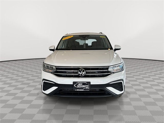 2024 Volkswagen Tiguan SE Wolfsburg Edition photo 2