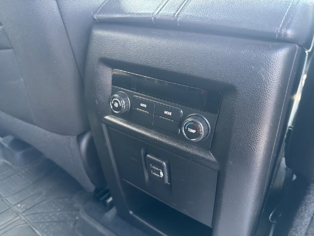 2023 Chevrolet Traverse 1LT - Photo 19