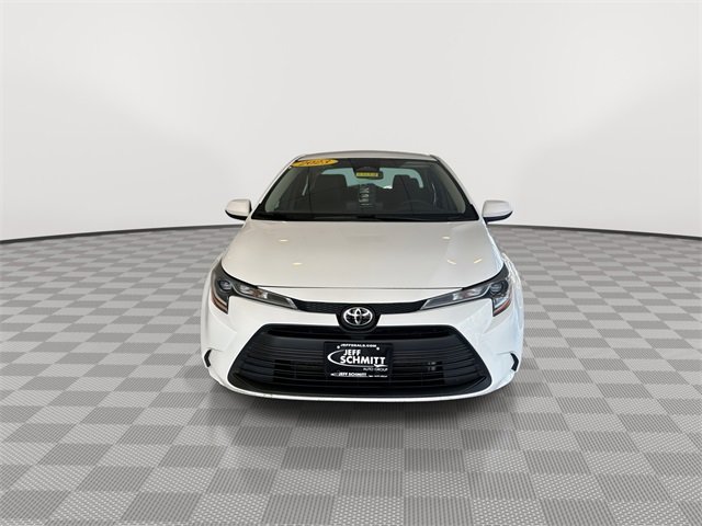 2023 Toyota Corolla LE photo 4