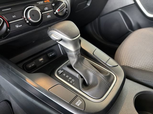 2025 Kia Soul LX - Photo 25