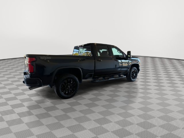 2025 Chevrolet Silverado 2500HD LTZ - Photo 11