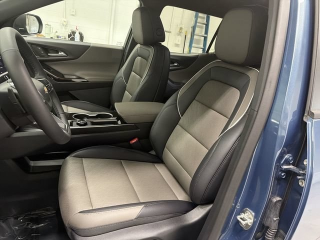 2027 Chevrolet Equinox LT - Photo 19