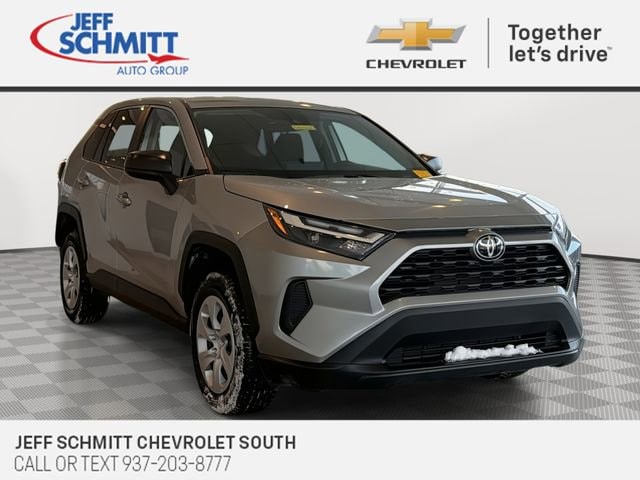 2025 Toyota RAV4 LE