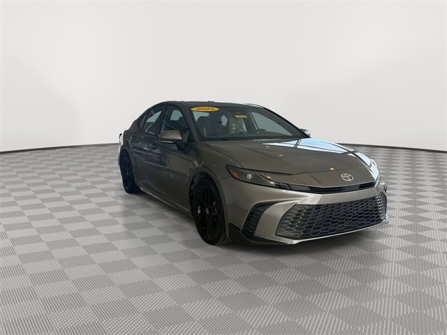 Used 2025 Toyota Camry SE with VIN 4T1DAACK5SU506626 for sale in Miamisburg, OH
