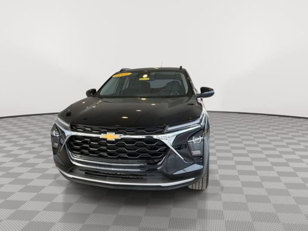 Certified 2025 Chevrolet Trax LT SUV