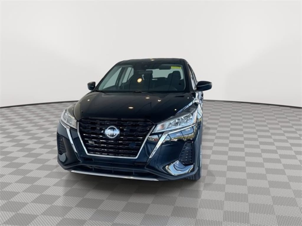 Used 2024 Nissan Kicks S