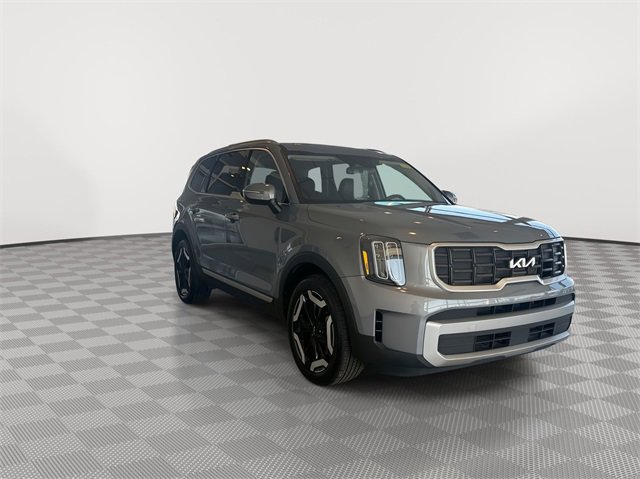 Used 2023 Kia Telluride S with VIN 5XYP64GC4PG361885 for sale in Miamisburg, OH