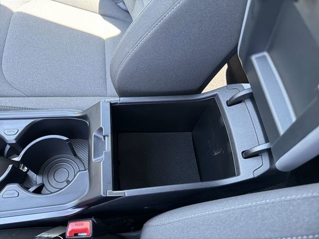 2025 Kia K4 LXS - Photo 21