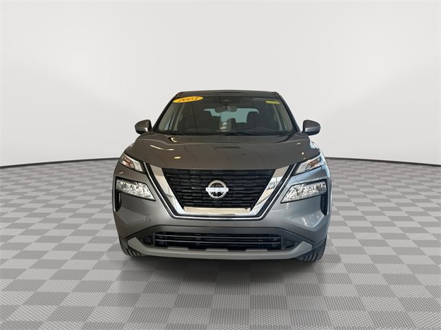 2023 Nissan Rogue SV photo 3