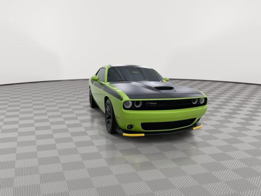Used 2023 Dodge Challenger R/T Coupe