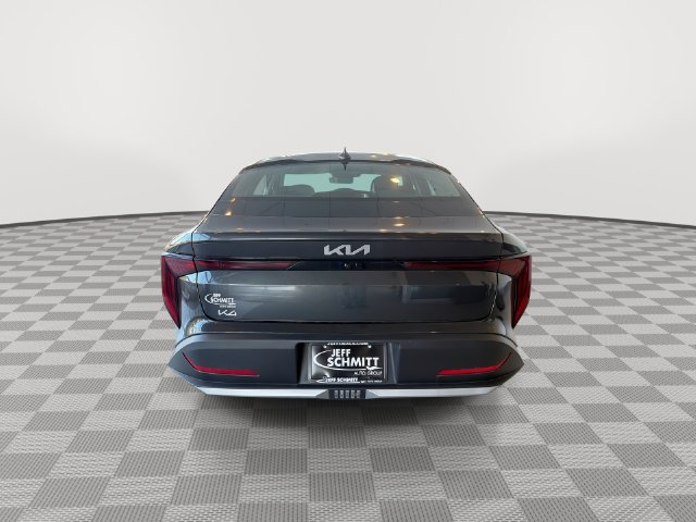 2025 Kia K4 LXS - Photo 10