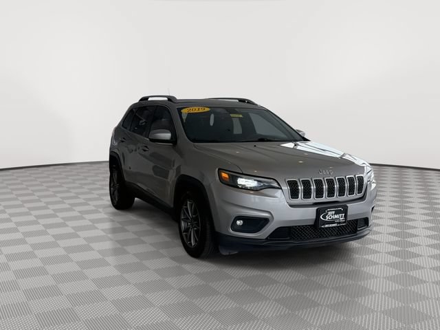 1C4PJLLB8KD202025