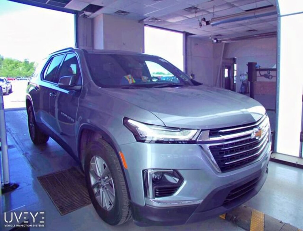 Used 2023 Chevrolet Traverse LT Cloth SUV