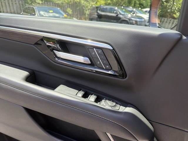2025 Chevrolet Tahoe Premier - Photo 24
