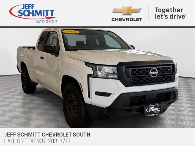 2024 Nissan Frontier S's photo