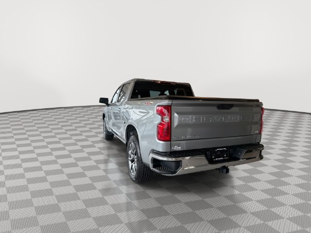 2024 Chevrolet Silverado 1500 LT - Photo 9