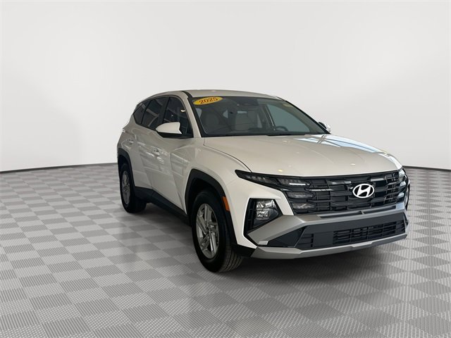Used 2025 Hyundai Tucson SE with VIN 5NMJA3DE0SH466748 for sale in Miamisburg, OH
