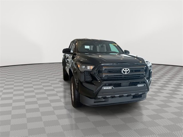 2025 Toyota Tacoma SR5 photo 3