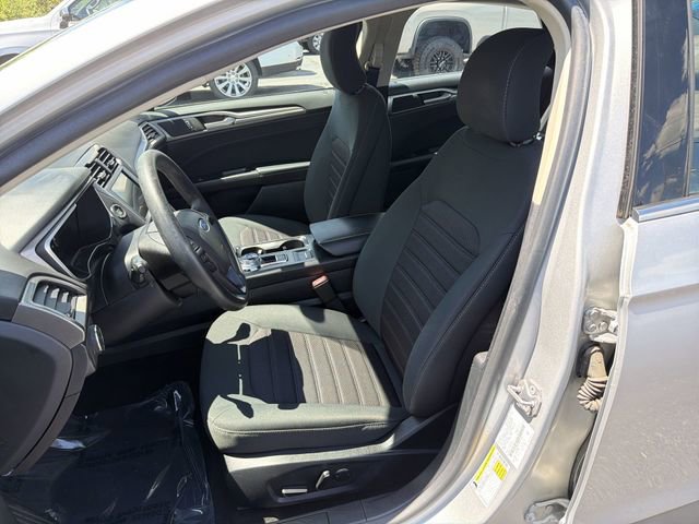 2019 Ford Fusion - Photo 20