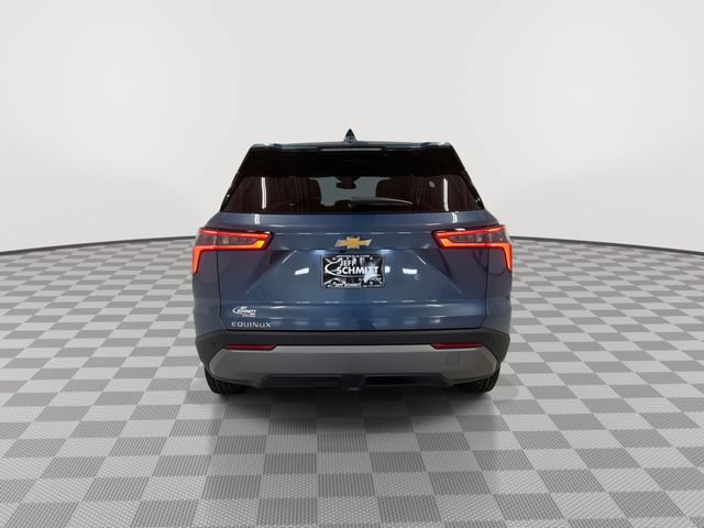 2027 Chevrolet Equinox LT - Photo 9