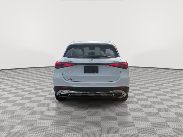 2024 Mercedes-Benz GLC GLC 300 - Photo 10