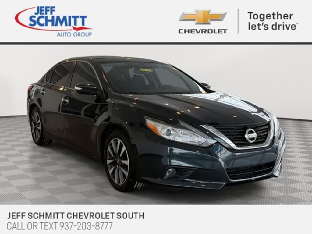 Used 2017 Nissan Altima 2.5 SV Sedan