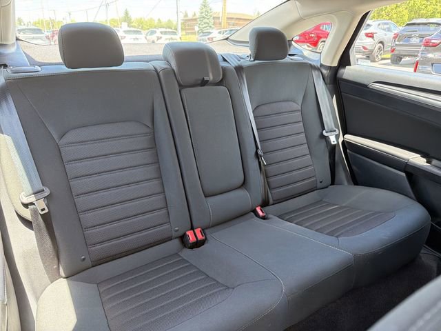 2019 Ford Fusion - Photo 16