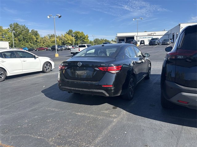2023 Nissan Sentra SV photo 2