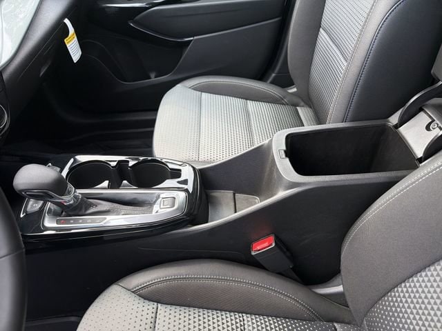 2025 Chevrolet Trax LT - Photo 21