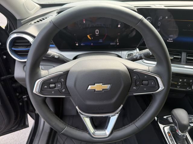 2025 Chevrolet Trax LT - Photo 28