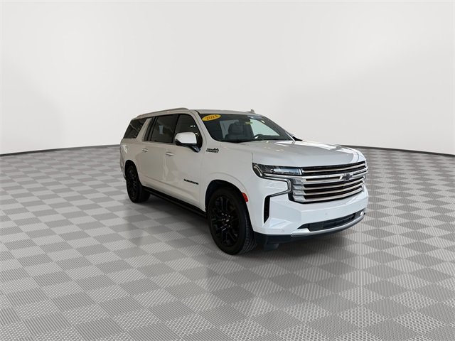 2024 Chevrolet Suburban High Country photo 2