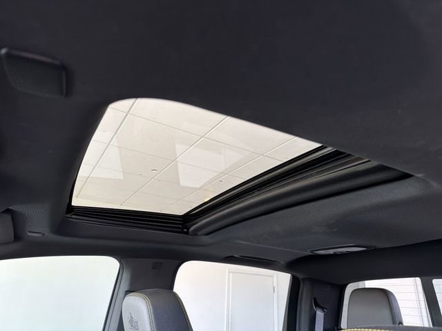 2025 Chevrolet Colorado ZR2 - Photo 22