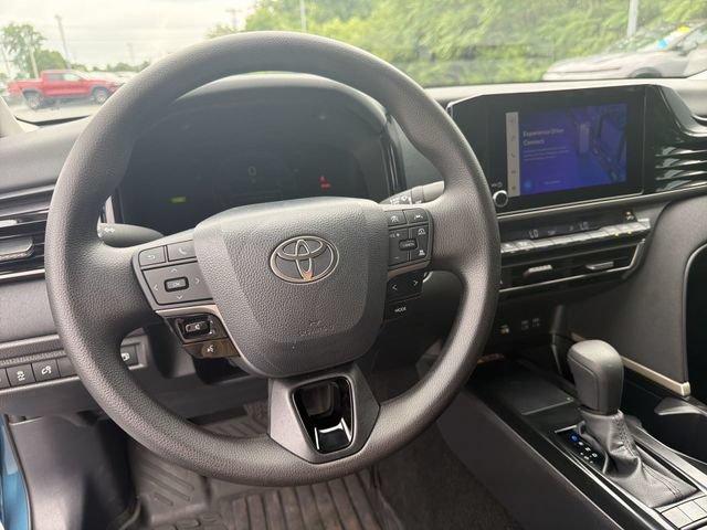 2026 Toyota Camry LE - Photo 17