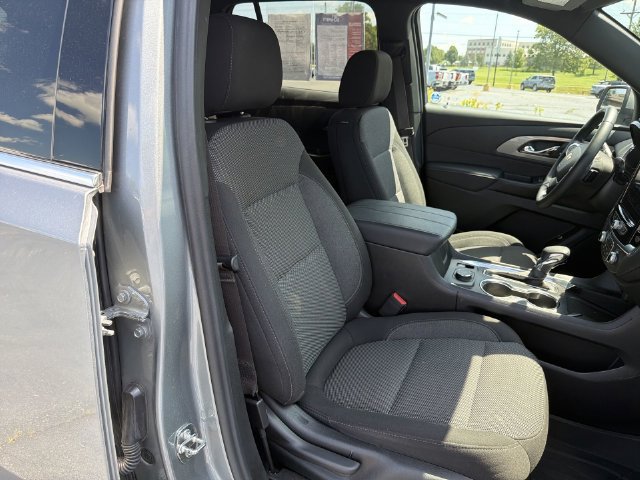 2023 Chevrolet Traverse 1LT - Photo 21