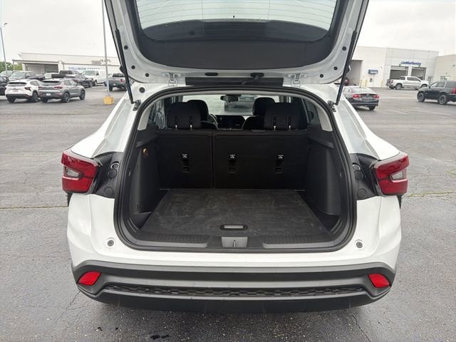 2026 Chevrolet Trax LS - Photo 15