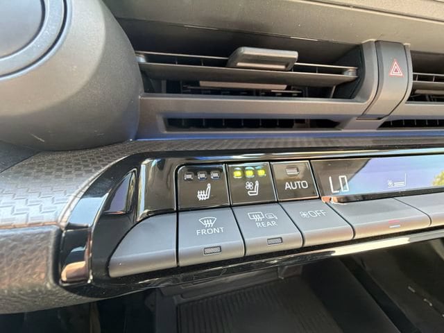 2024 Toyota Prius Limited - Photo 33