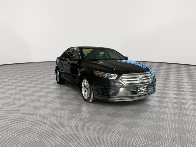 Used 2015 Ford Taurus SE with VIN 1FAHP2D87FG154673 for sale in Miamisburg, OH