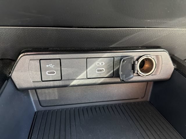2024 Toyota Prius Limited - Photo 29