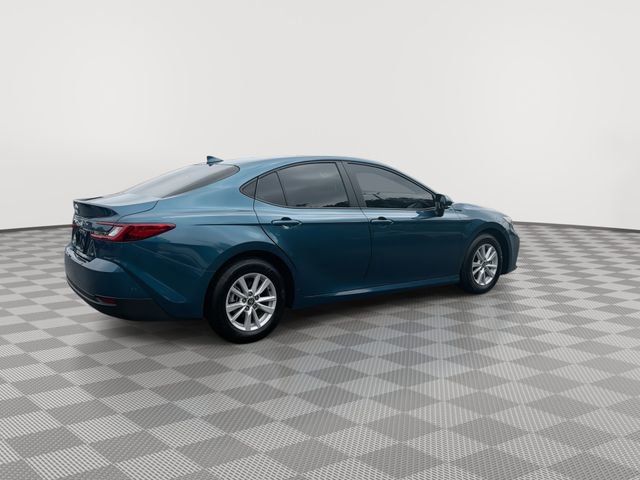 2026 Toyota Camry LE - Photo 11
