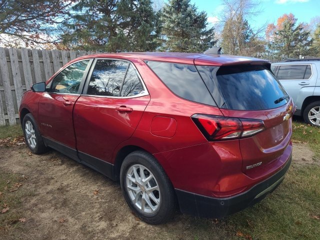 2024 Chevrolet Equinox LT photo 4