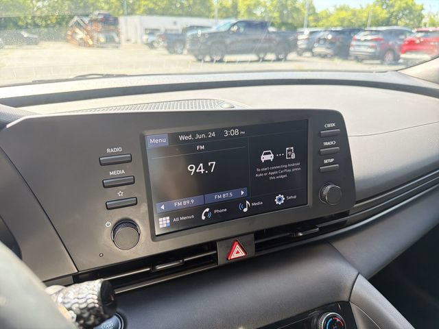 2025 Hyundai Elantra SEL - Photo 23