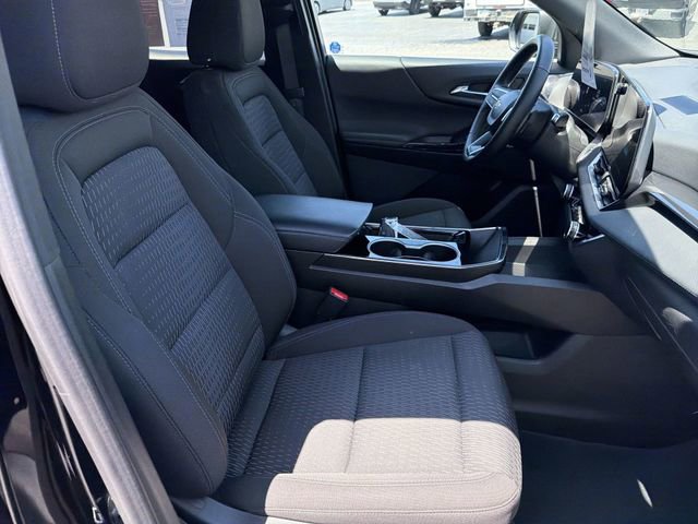 2025 Chevrolet Equinox LT - Photo 18