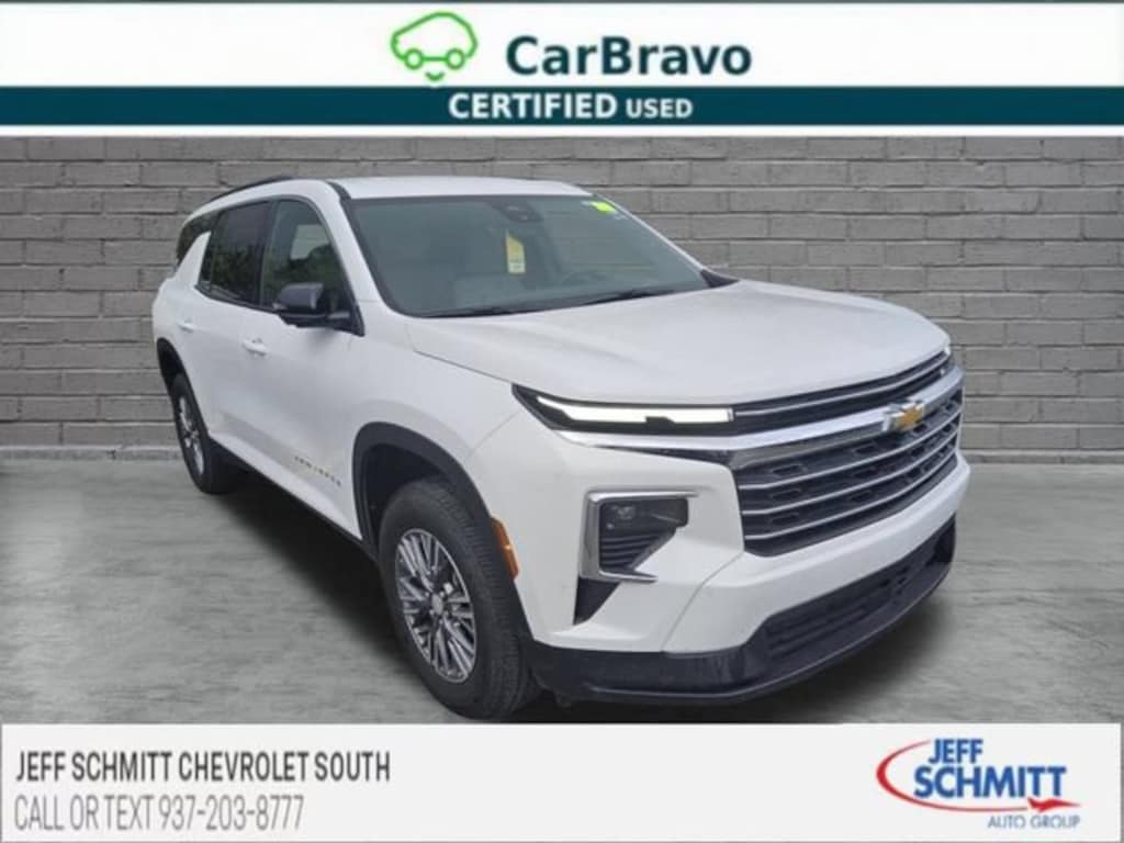 Used 2026 Chevrolet Traverse LT SUV