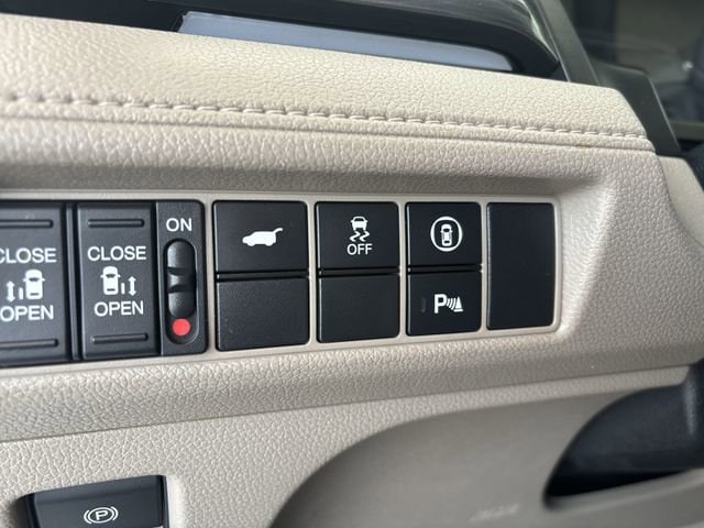 2023 Honda Odyssey Elite - Photo 36