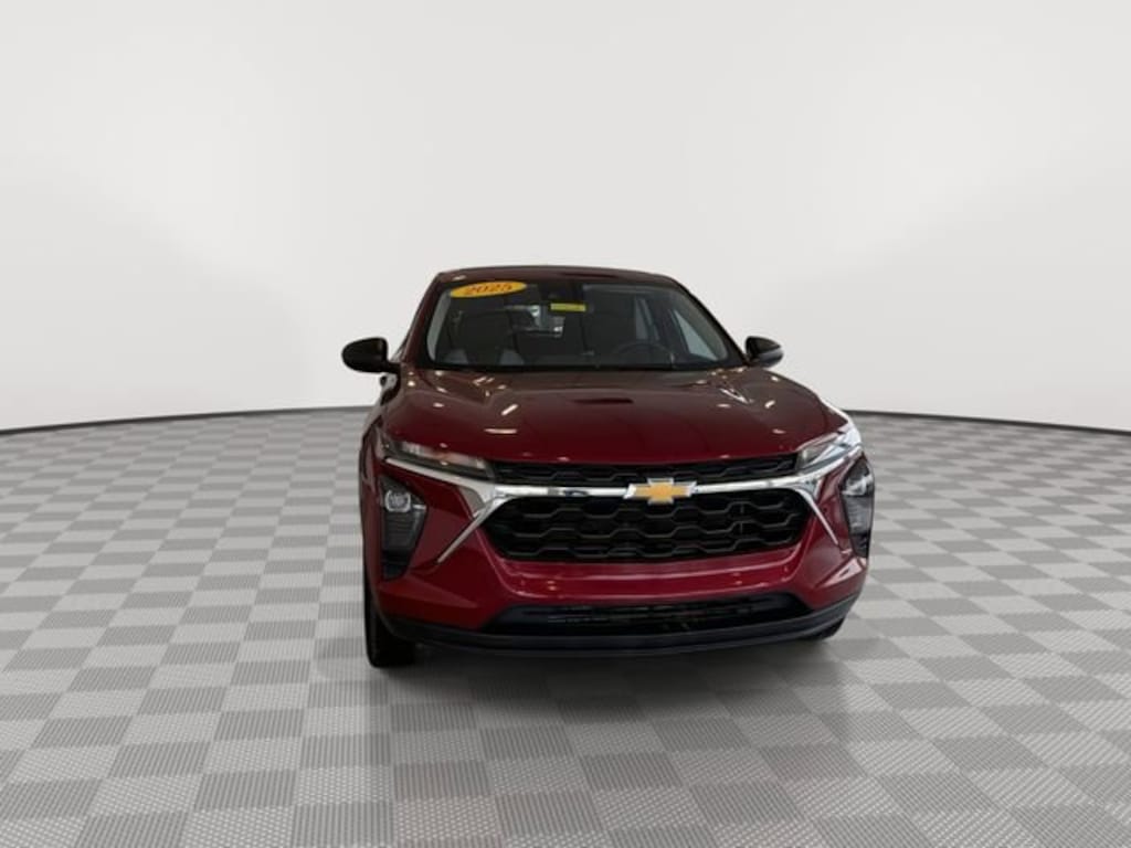 Certified 2025 Chevrolet Trax LS SUV