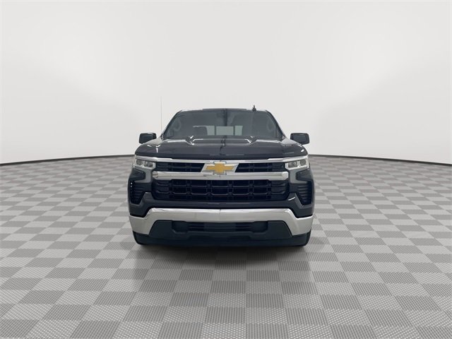 2023 Chevrolet Silverado 1500 LT photo 3