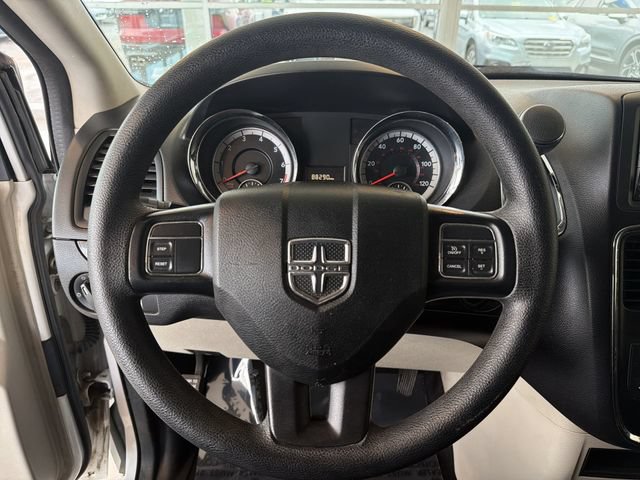 2017 Dodge Grand Caravan SE - Photo 30