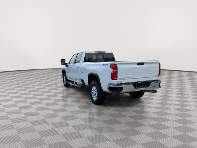 2025 Chevrolet Silverado 3500HD LTZ - Photo 8